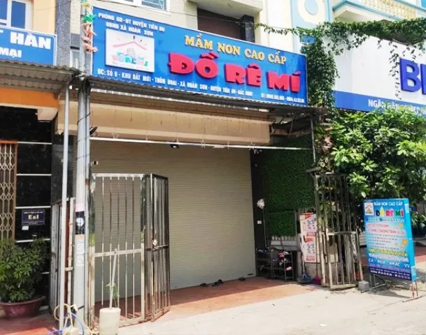 Trẻ mầm non 3 tuổi ở Bắc Ninh bị bỏ quên trong ô tô được ra viện ảnh 1