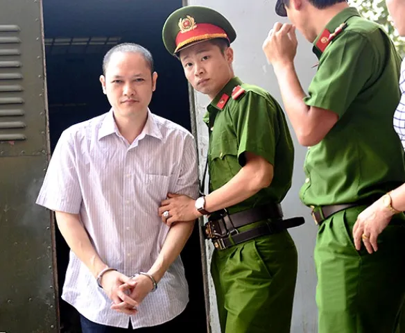 Sáng nay 18-9, xét xử nhiều cựu cán bộ ở Hà Giang trong vụ án gian lận thi cử ảnh 2