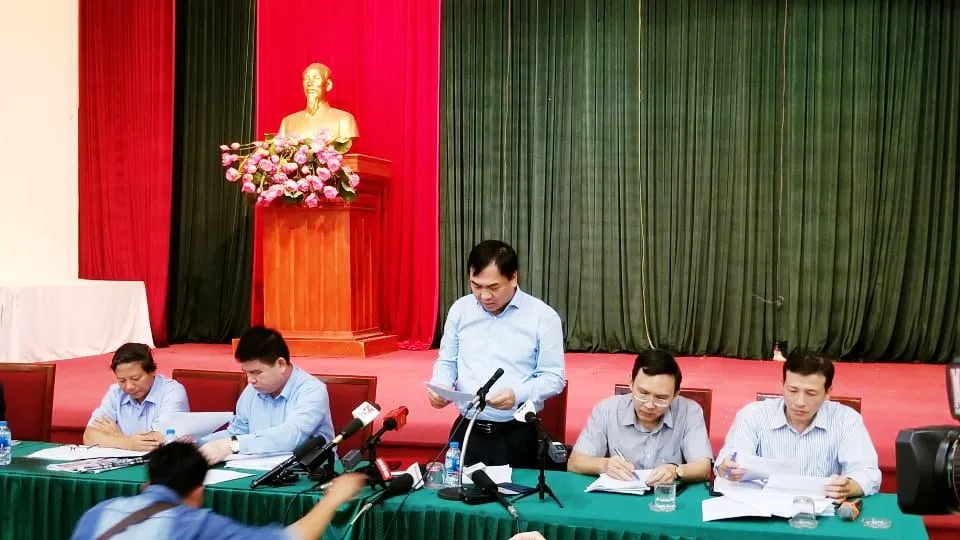 Nước sạch ở Hà Nội bốc mùi “khét” lạ thường- Doanh nghiệp coi thường sức khỏe người dân ảnh 1