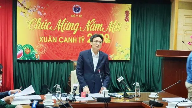 30 Tết, Phó Thủ tướng Vũ Đức Đam, Bộ Y tế vẫn họp khẩn ứng phó dịch viêm phổi cấp ảnh 1
