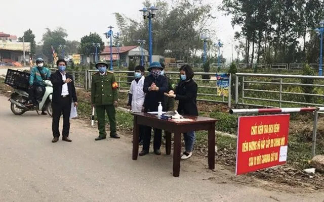 Xã đầu tiên trong cả nước phải cách ly 20 ngày vì dịch Covid-19 ảnh 1