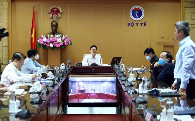 Điều chỉnh để chung sống an toàn với dịch Covid-19 ảnh 1