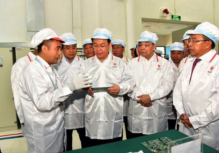 Bí thư Thành ủy Hà Nội: Khu Công nghệ cao Hòa Lạc không được ngồi chờ các nhà đầu tư ảnh 1