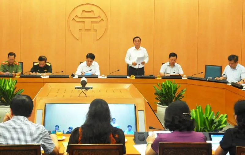 Số người từ Đà Nẵng về tăng đột biến, Hà Nội đóng cửa quán bar, karaoke, trà đá vỉa hè ảnh 2