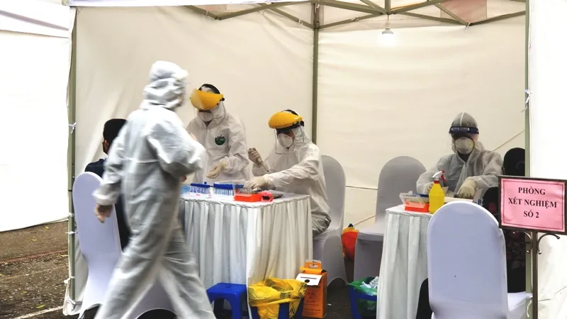 Sáng nay 5 ca mắc mới Covid-19 tại Quảng Ngãi, Hà Nội và Khánh Hòa ảnh 1