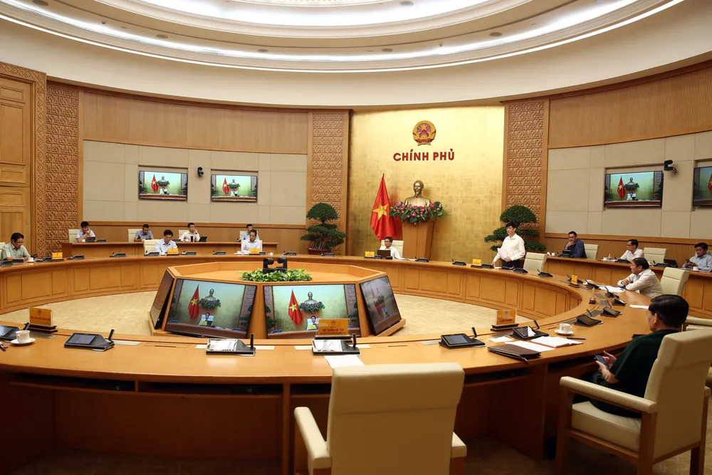 GS.TS Nguyễn Thanh Long: Mỗi một bệnh nhân Covid-19 tử vong, anh em đều nhắn tin xin lỗi! ảnh 1