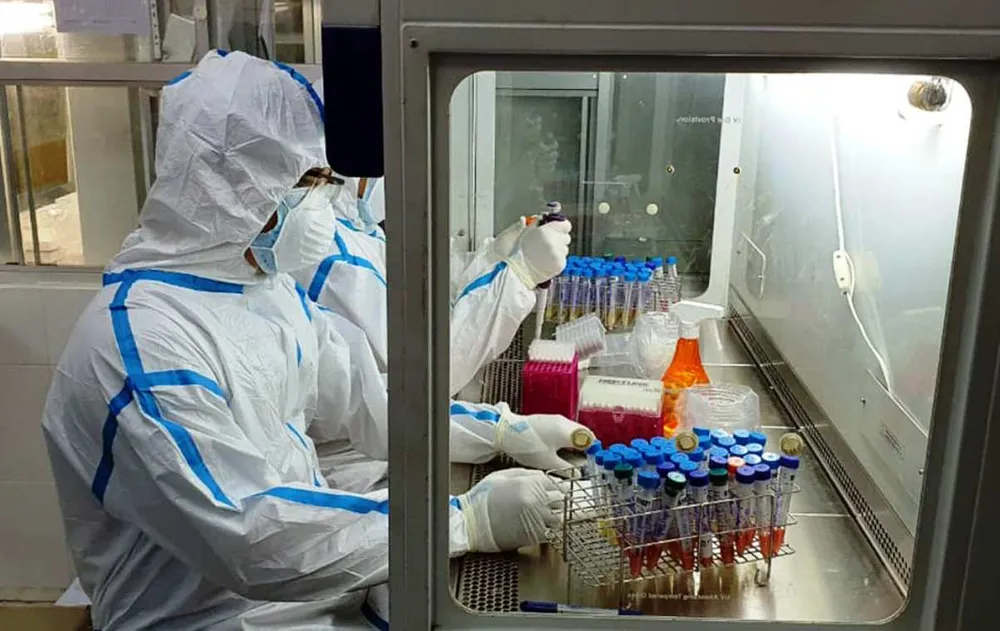 Sáng nay 15-8, Nam Định có ca mắc mới Covid-19 từng được chữa khỏi bệnh ở Nga ảnh 1