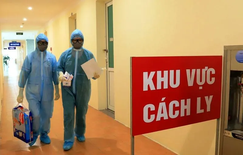 Chiều 2-11, Việt Nam ghi nhận thêm 12 ca mắc Covid-19, xử lý nghiêm người vi phạm quy định đeo khẩu trang ảnh 1