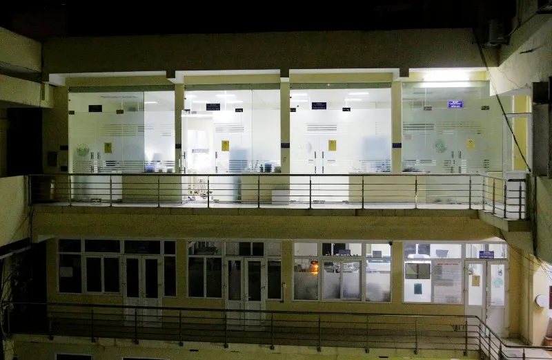 Sáng nay 28-1, toàn bộ học sinh, sinh viên ở Quảng Ninh nghỉ học, truy vết dịch Covid-19 tới tận F4 ảnh 2