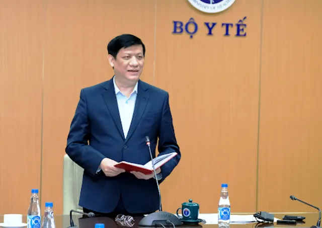 Bộ trưởng Bộ Y tế: TPHCM phải "quét" hết tất cả những nơi nghi ngờ ảnh 1