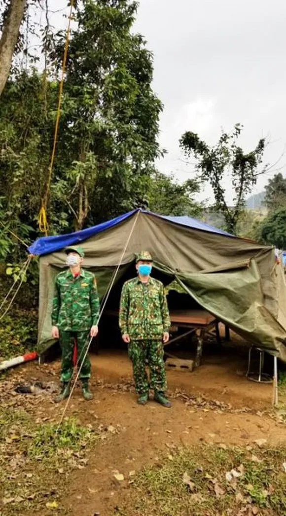 Bộ Y tế quyết định 11 nhóm đối tượng được ưu tiên tiêm vaccine ngừa Covid-19 ảnh 2