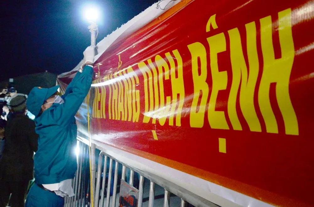 Sáng nay 3-3, có 3 ca mắc Covid-19 nhập cảnh, TP Chí Linh dỡ phong tỏa ảnh 3