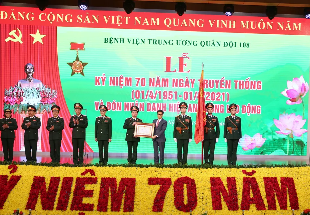 Xây dựng Bệnh viện Trung ương Quân đội 108 thành hình mẫu về điều trị, chăm sóc người bệnh trong và ngoài quân đội ảnh 3