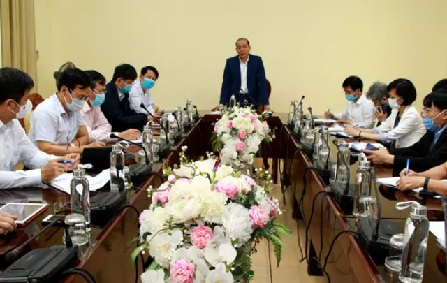 Một thanh niên dương tính SARS-CoV-2, Hà Nam khẩn cấp chuẩn bị cho tình huống xấu nhất  ảnh 2