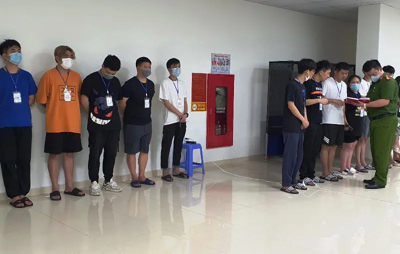 Hàng chục người Trung Quốc nhập cảnh trái phép thuê chung cư ở Hà Nội ảnh 1