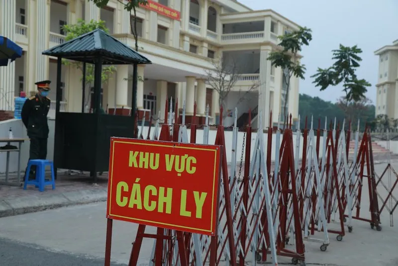 Hà Nội phát hiện 27 ca dương tính SARS-CoV-2 đang cách ly tại Trường Quân sự Sơn Tây ảnh 1