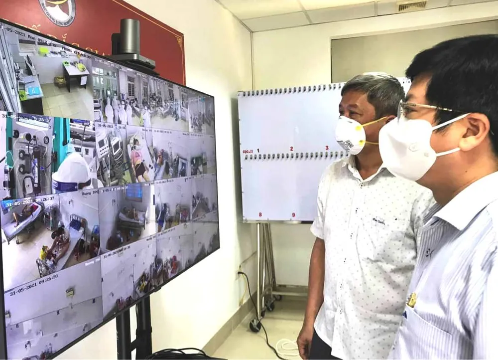 Chuyên gia cấp cứu Bệnh viện Chợ Rẫy: Bệnh nhân Covid-19 nặng ở Bắc Giang tăng nhanh và trẻ quá ảnh 2