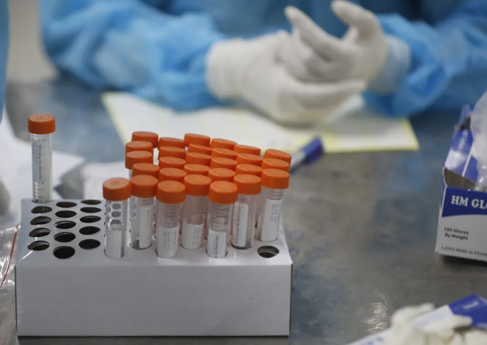 Sáng 15-7, cả nước thêm 805 ca mắc Covid-19, riêng TPHCM có 603 ca ảnh 1