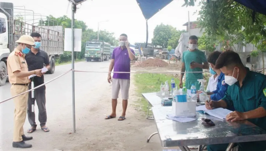 Phát hiện ca Covid-19 sau hơn một tháng, Bắc Giang dừng các hoạt động vui chơi ảnh 1