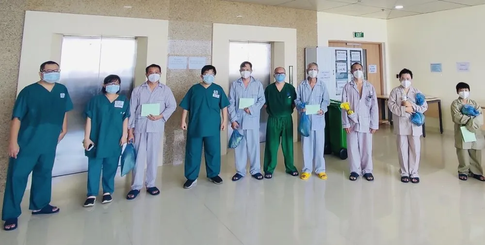 Giảm số lần xét nghiệm RT-PCR với bệnh nhân Covid-19 ra viện ảnh 1