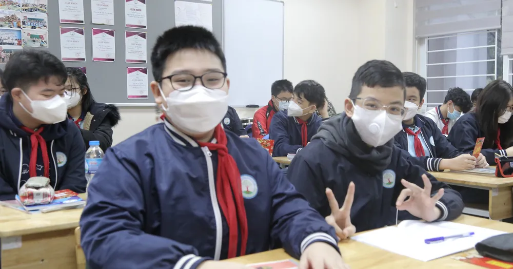 Hà Nội cho học sinh từ lớp 1 đến lớp 6 đi học trực tiếp từ ngày 6-4 ảnh 1