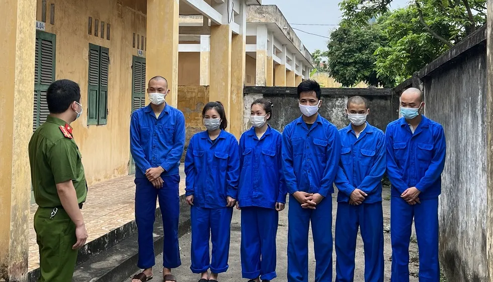 Phá vụ đánh bạc và tổ chức đánh bạc theo hình thức đa cấp có quy mô lớn nhất ở tỉnh Hải Dương ảnh 1