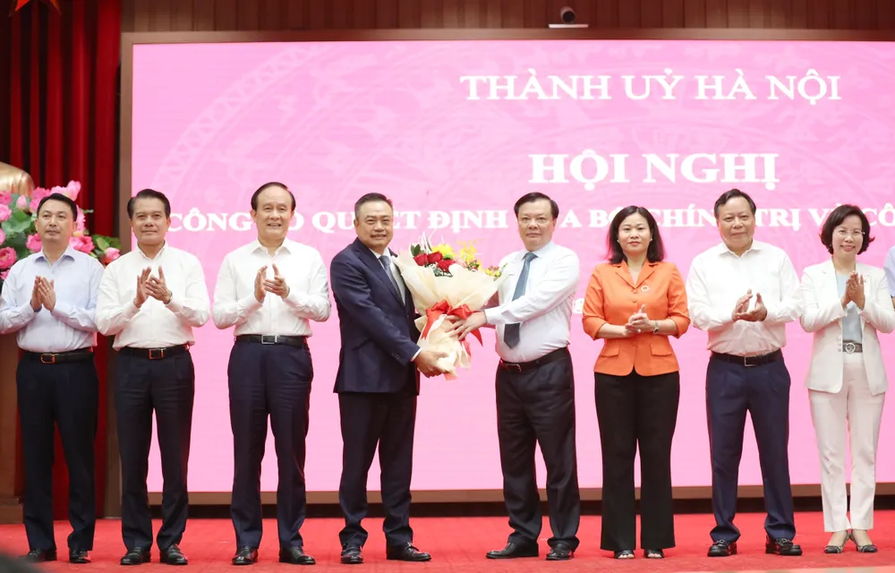 Đồng chí Trần Sỹ Thanh giữ chức Phó Bí thư Thành ủy Hà Nội, giới thiệu bầu giữ chức Chủ tịch UBND TP Hà Nội ảnh 4