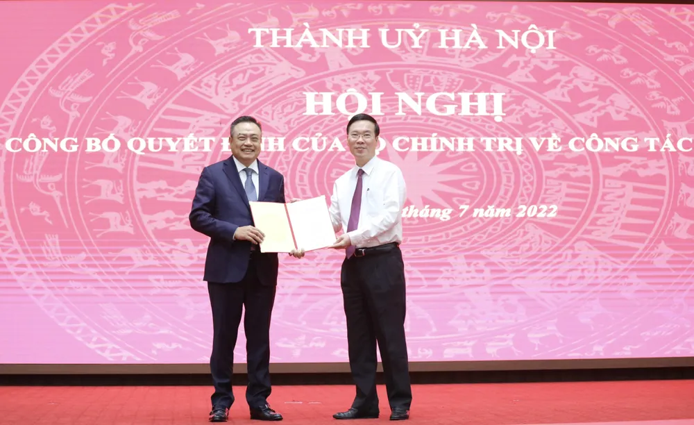 Đồng chí Trần Sỹ Thanh giữ chức Phó Bí thư Thành ủy Hà Nội, giới thiệu bầu giữ chức Chủ tịch UBND TP Hà Nội ảnh 1