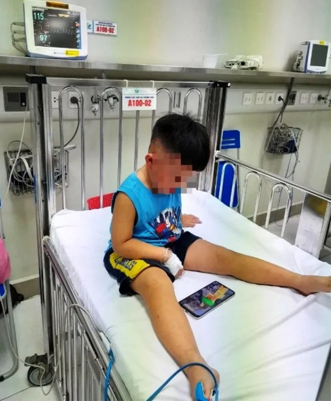 Bắt nghi phạm hành hạ bé trai 4 tuổi rồi nhét vào tủ đông ảnh 2