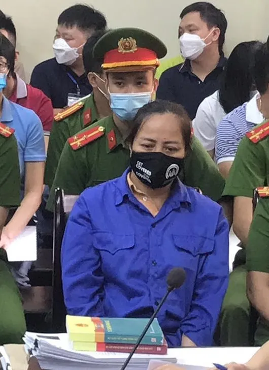 Hiệu trưởng và thủ quỹ vào tù vì lạm thu, chi sai quy định ảnh 1