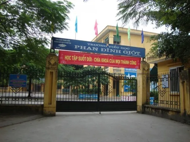 Liên tiếp các vụ chủ nợ của phụ huynh đe dọa nhà trường và học sinh ảnh 1