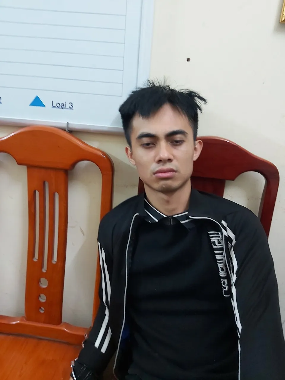 Bị bắt ngay sau khi dùng axit và dao sát hại vợ ảnh 1