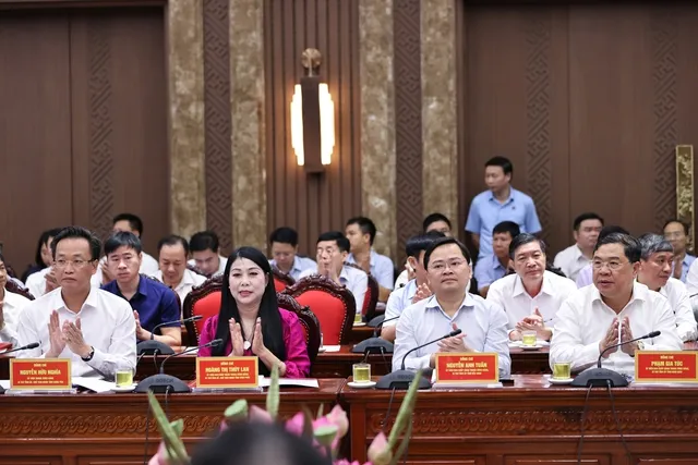 Các đại biểu đại diện các bộ, ngành và địa phương tham dự hội nghị. Ảnh: VIẾT CHUNG