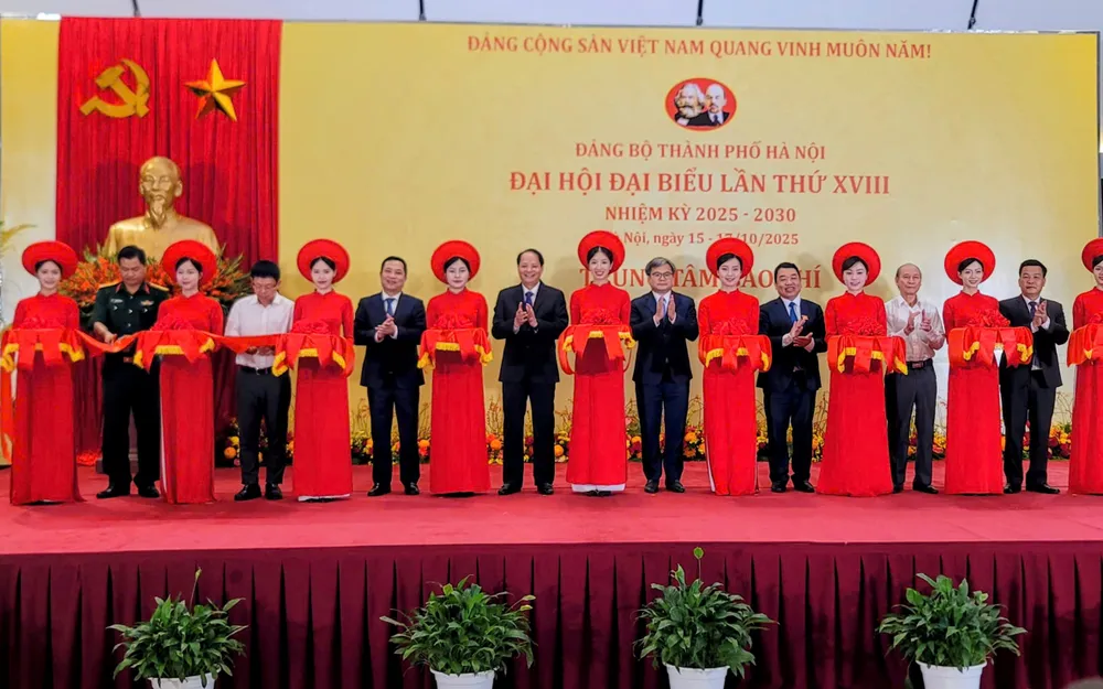 Khai trương Trung tâm Báo chí phục vụ Đại hội đại biểu Đảng bộ TP Hà Nội lần thứ XVIII