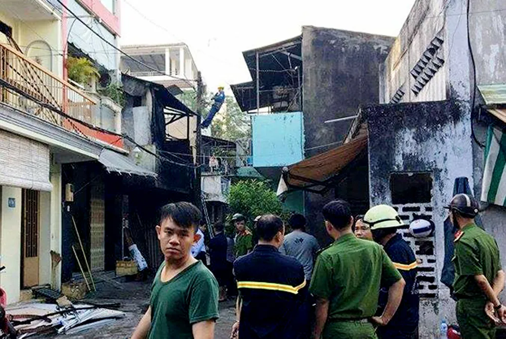 Cháy nổ thường xảy ra ở khu vực nhà ở kết hợp kinh doanh, như vụ cháy làm 3 người tử vong sáng nay tại quận 11