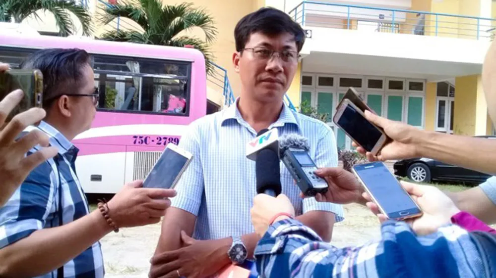 Vụ bia mộ bị đào xới: Đại diện chủ đầu tư dự án bãi đỗ xe nhận lỗi ảnh 2