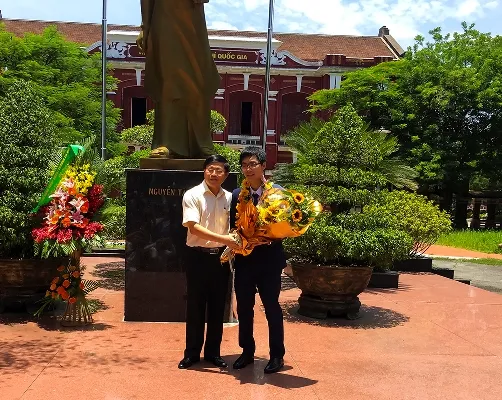 Quê nhà chào đón Trương Đông Hưng đoạt HCV Olympic quốc tế 2017 ảnh 3