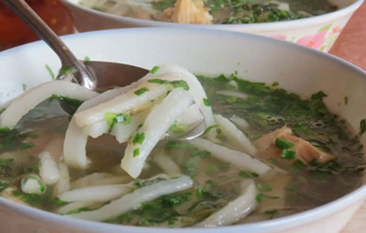 Vì sao cô chủ nhiệm tiếp sức Quán quân Olympia bằng... tô cháo vạt giường? ảnh 8