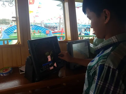 Thừa Thiên – Huế hạ thủy tàu vỏ thép đóng nhanh kỷ lục ảnh 2