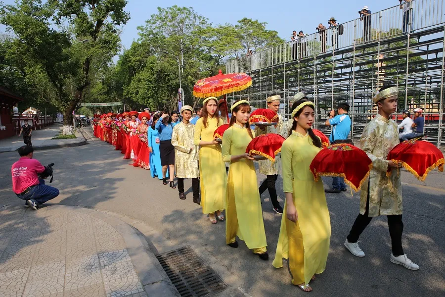 12 cặp đôi trong lễ cưới tập thể tại Thừa Thiên-Huế ảnh 3