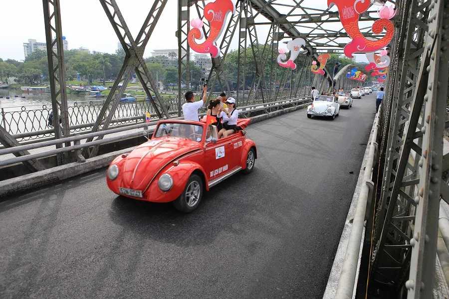 Xe cổ cả nước hội tụ ở Huế ảnh 2