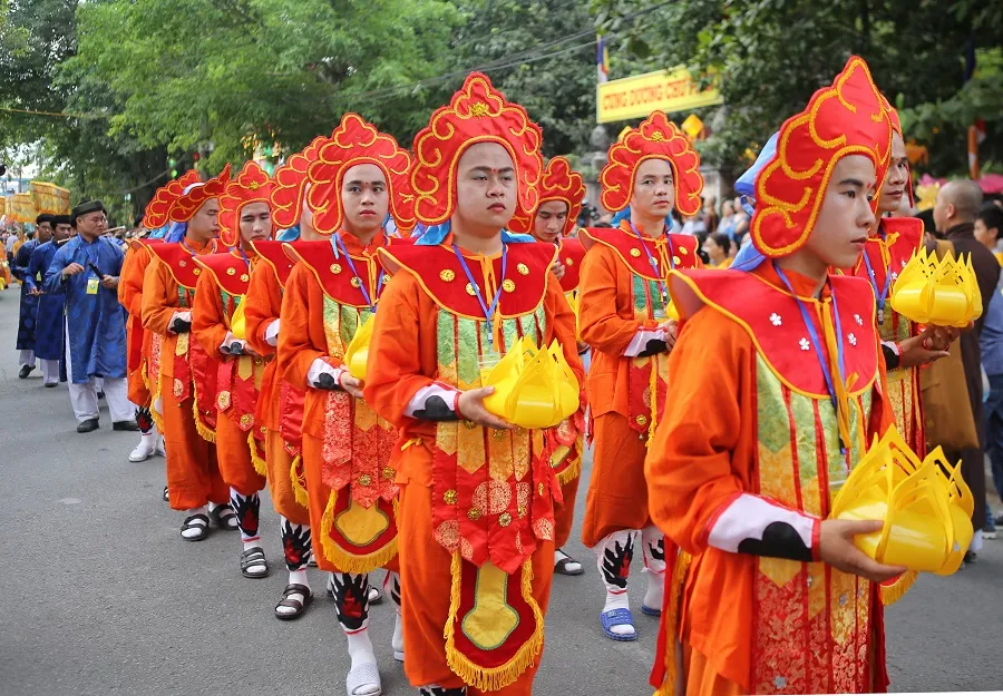 Trang nghiêm Đại lễ Phật đản Phật lịch 2562 tại Huế ảnh 5