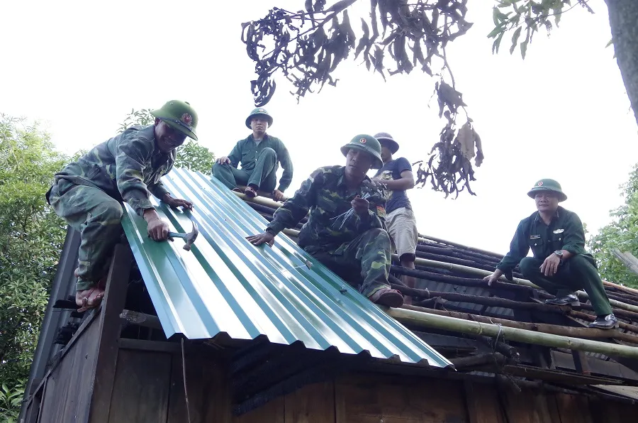 Nắng nóng trên 40°C, sinh hoạt người dân miền Trung đảo lộn ảnh 10