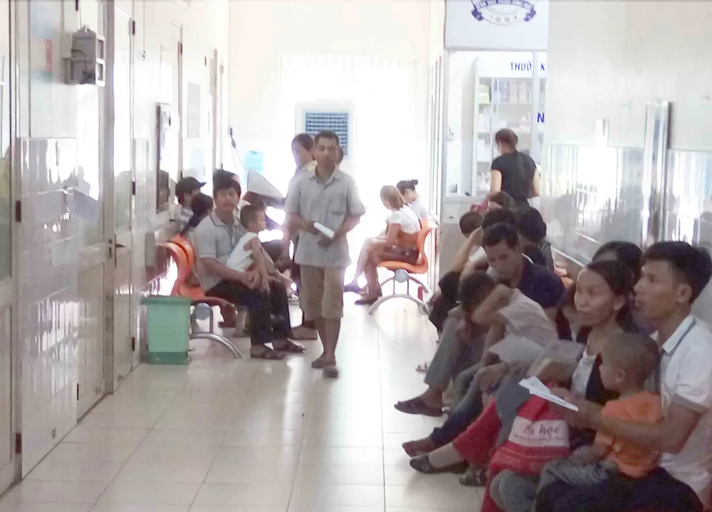 Nắng nóng trên 40°C, sinh hoạt người dân miền Trung đảo lộn ảnh 7