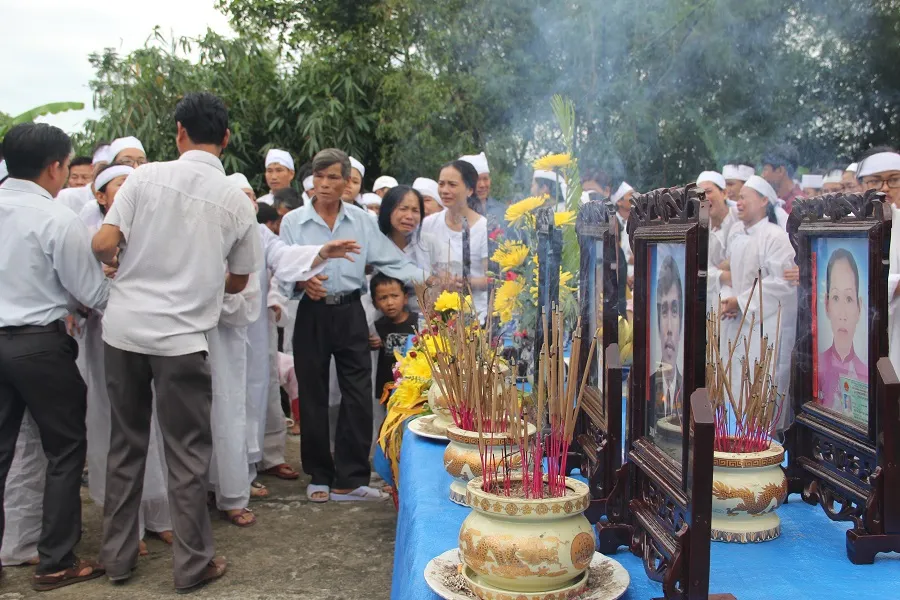 Tình người ở đại tang thôn Lương Điền ảnh 1