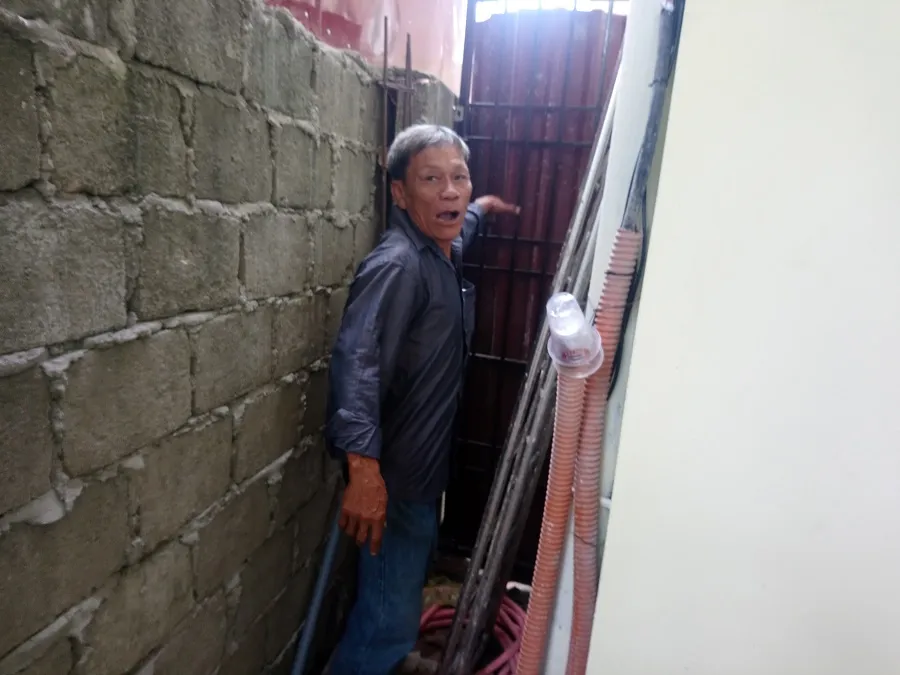 Phát hiện bé gái còn dây rốn bên góc chùa Thành Nội ảnh 1