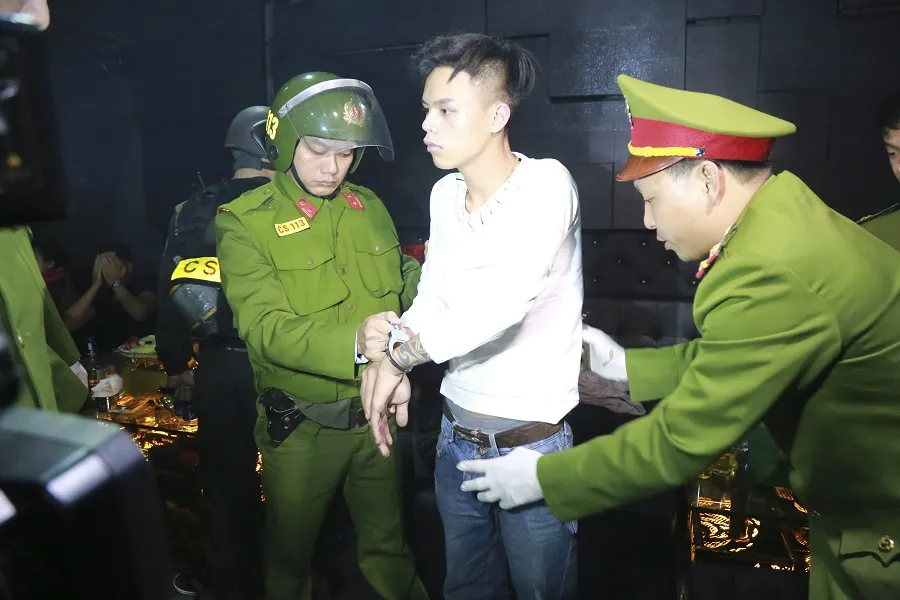 Bắt ổ ma túy lớn tại bar Vegas ảnh 6