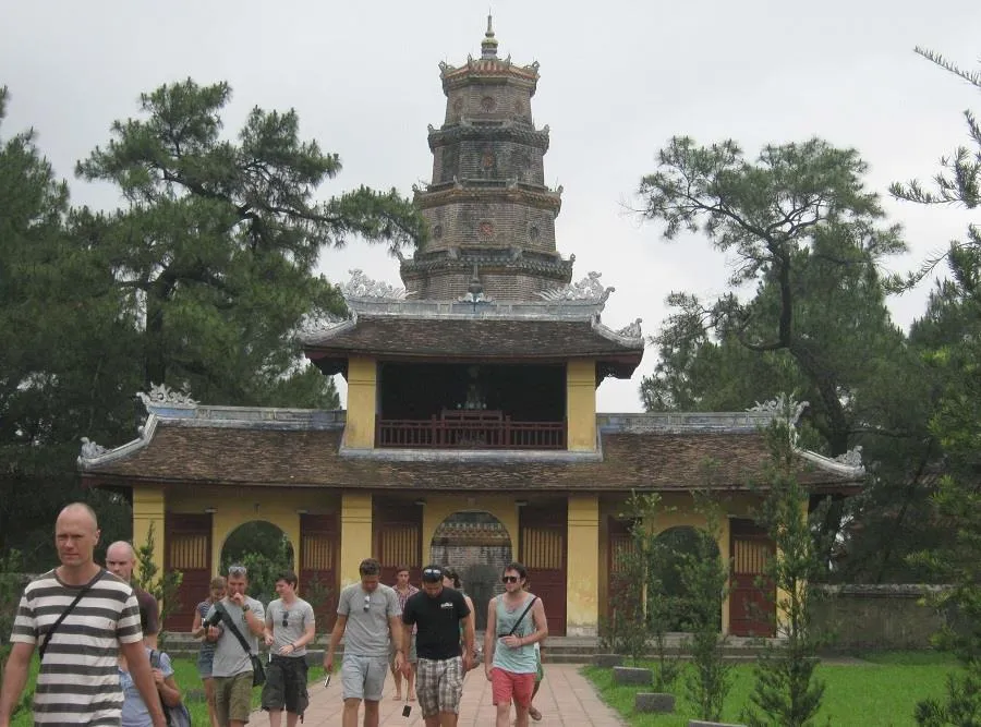 Phát hiện người phụ nữ bán cho du khách 1,7kg măng cụt, chiếm đoạt 1 triệu đồng ảnh 1