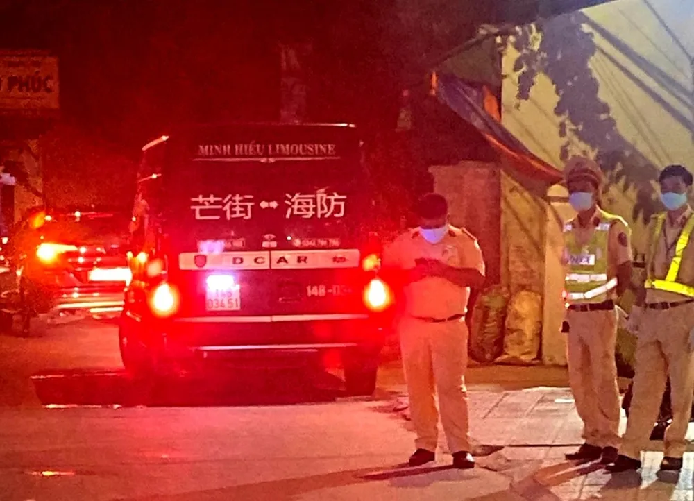 4 người Trung Quốc bị cách ly tại Thừa Thiên - Huế, chỉ 1 người xuất trình được hộ chiếu  ảnh 1