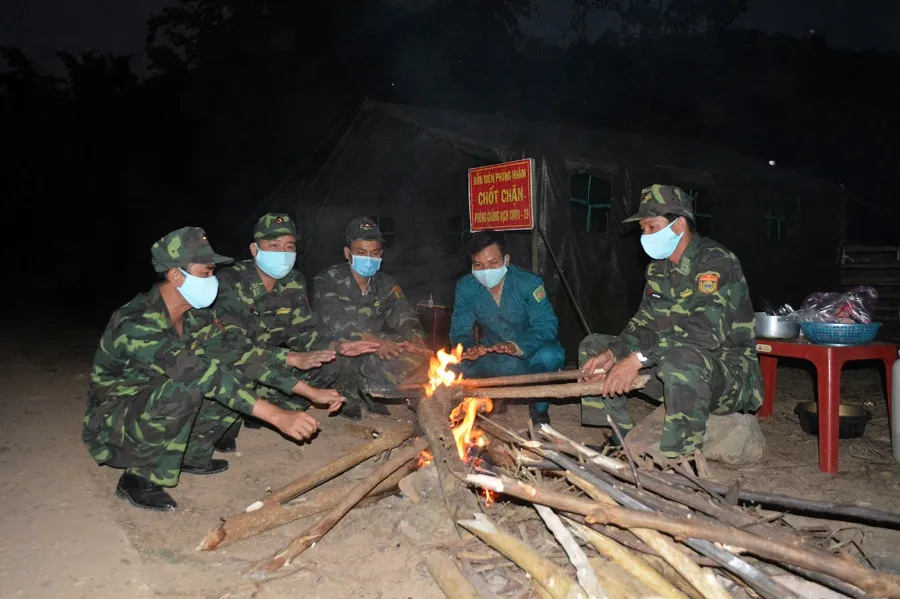 Dốc sức “vá” lỗ hổng vượt biên trốn cách ly ảnh 1